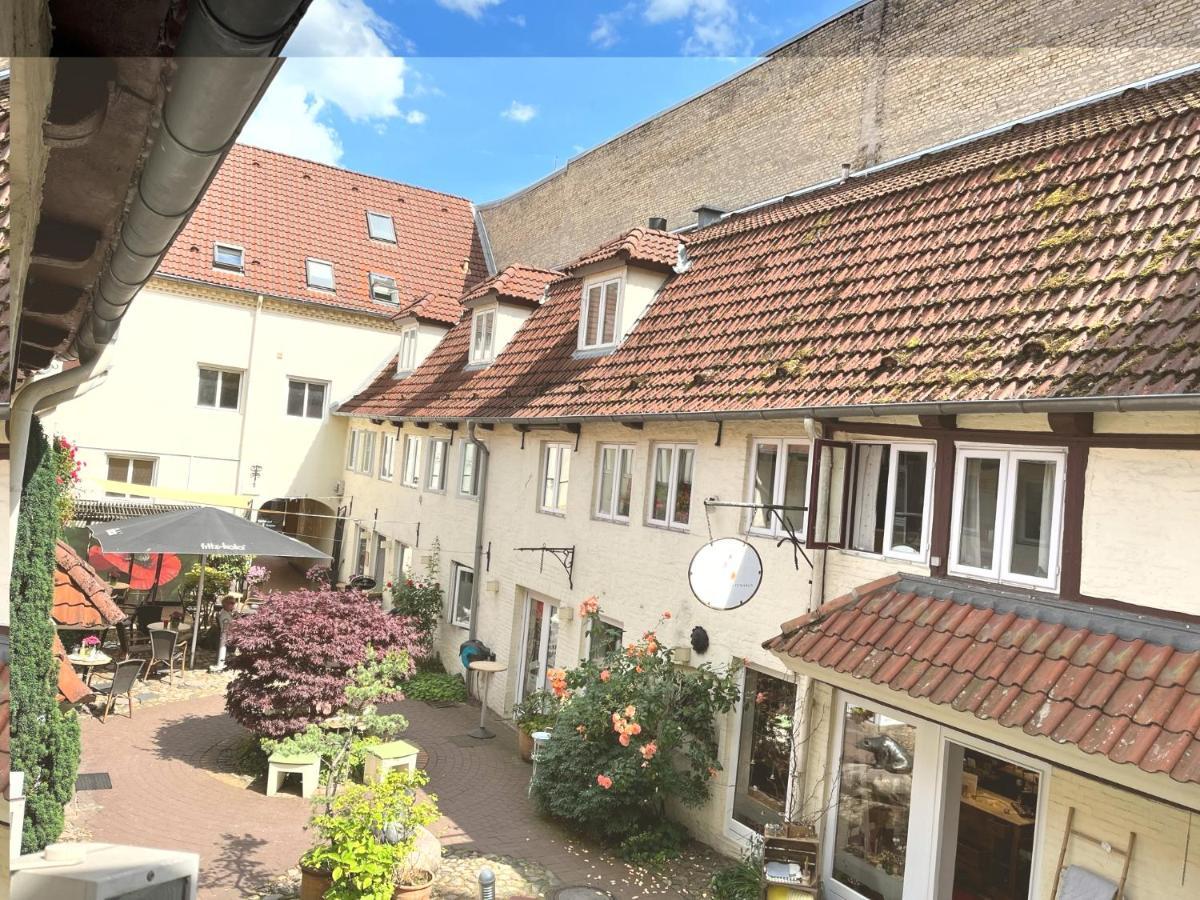 Fewo1846 - An Der Alten Kaffeeroesterei - Stilvoll Eingerichtete 2-Zimmer-Wohnung Im Stadtzentrum Flensburgo Exterior foto
